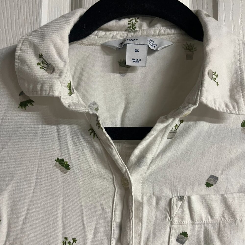 Plant Button Down Long Sleeve Blouse